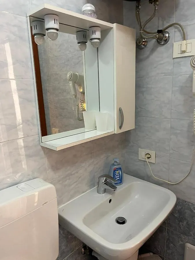 *** לינה וארוחת בוקר ורונה B&B Corso Porta Nuova 39 איטליה