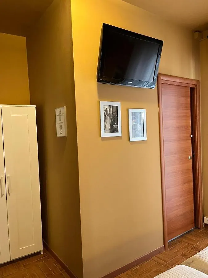*** לינה וארוחת בוקר ורונה B&B Corso Porta Nuova 39 איטליה